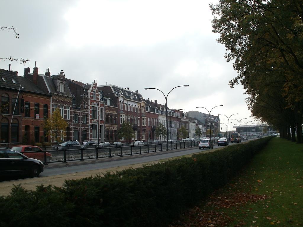 Bed and Breakfast Op De Burg Venlo Zewnętrze zdjęcie